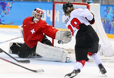Canada tops Swiss, 3-1